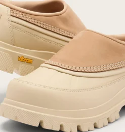 Women SOREL Daystorm™ Clog Women's Shoe